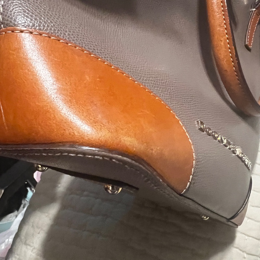 EUC Dooney & Bourke handbag - Picture 4 of 10